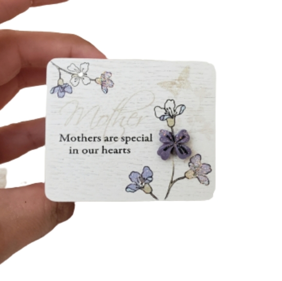 MINI Keepsake Box 'Mothers Are Special' Floral Momentum Keepsake Box - Picture 1 of 12